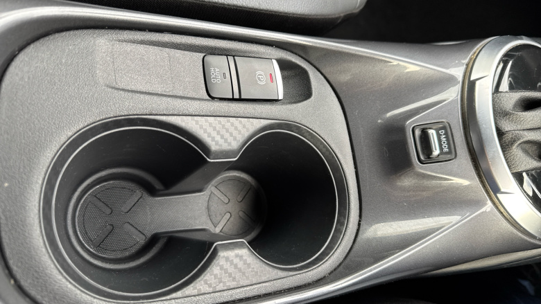 Nissan Juke 1.0 DiG-T 114 N-Connecta 5dr DCT Petrol Hatchback